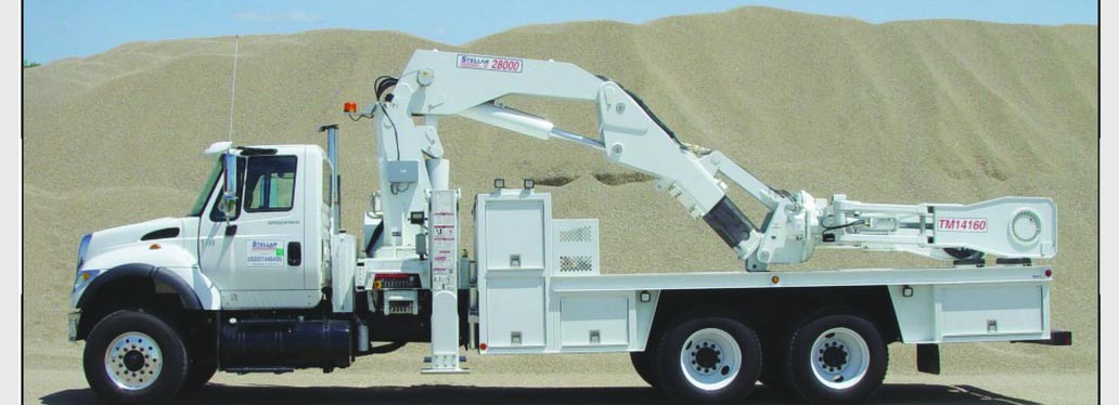 Heavy-duty service truck